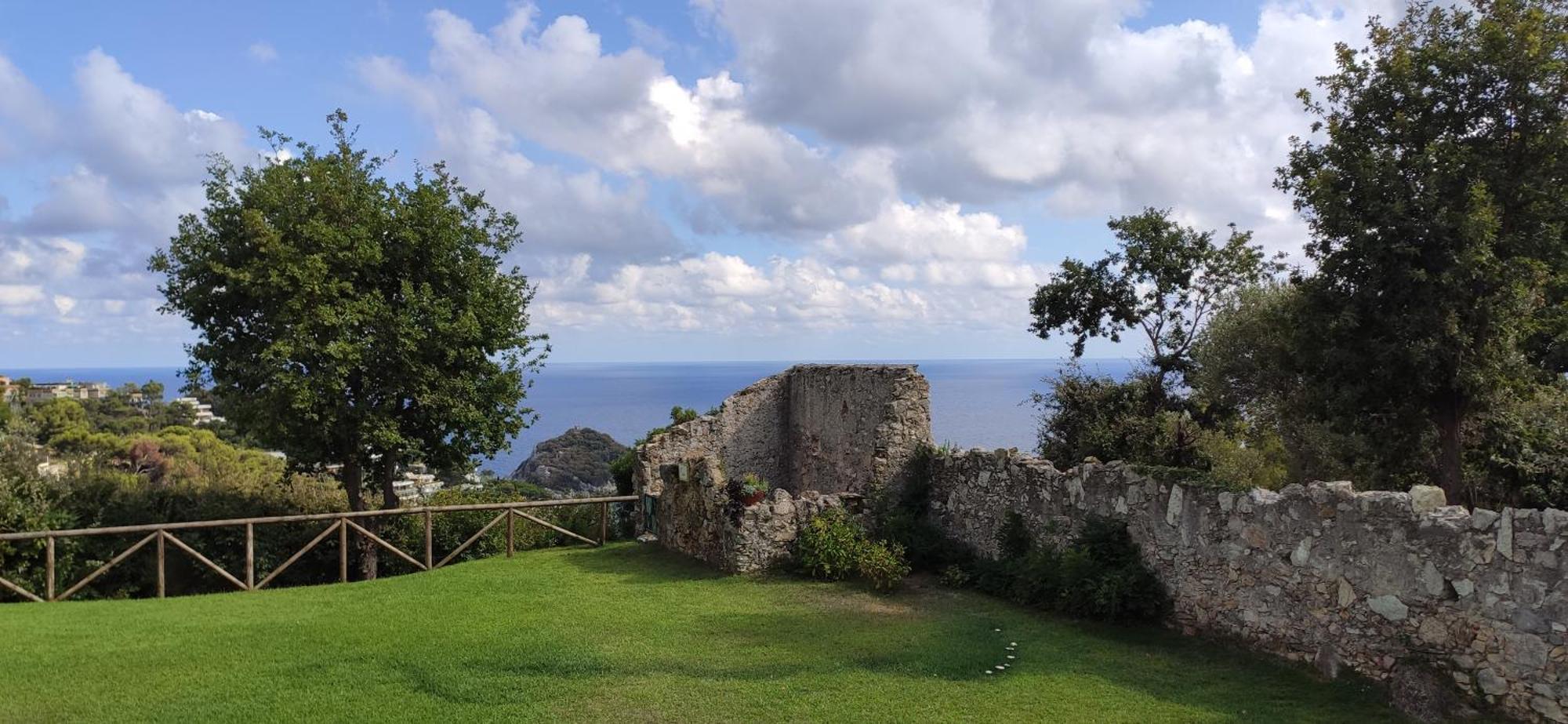 Il Giardino Sull'Isola - Appartamento - Bergeggi Bagian luar foto