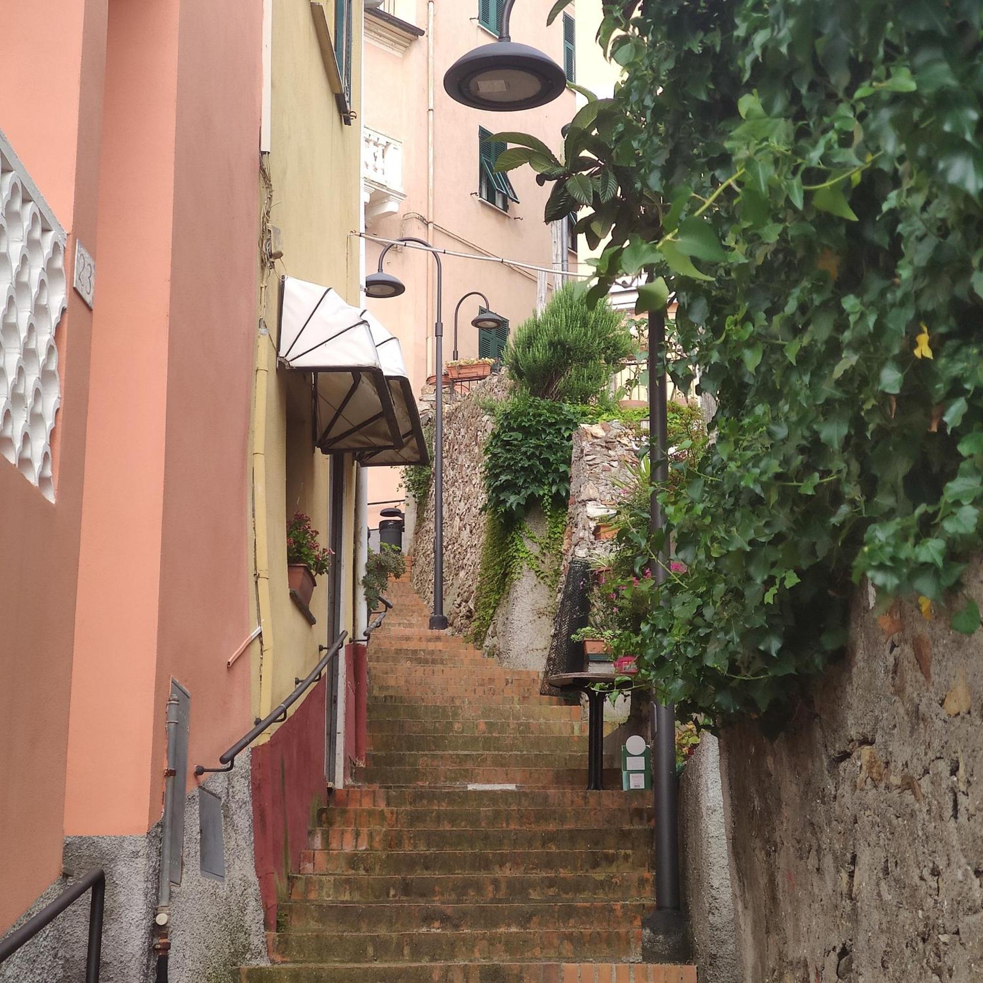 Il Giardino Sull'Isola - Appartamento - Bergeggi Bagian luar foto